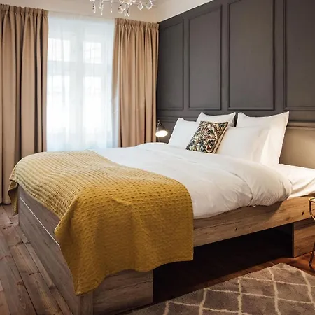 Otel Nana Macs 4*