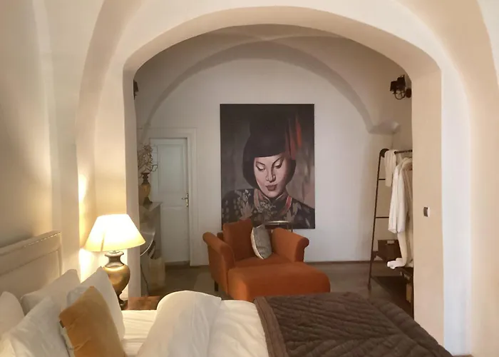 Nana Macs 4* Praga